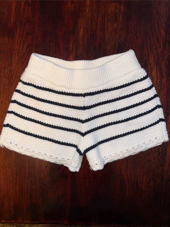 abercrombie kids Pants - abercrombie kids White and Black Striped Knit High-Waist Lined Shorts